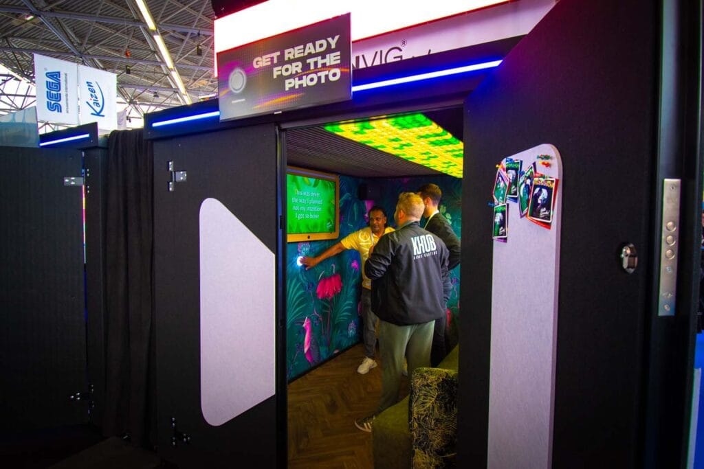 IAAPA-09